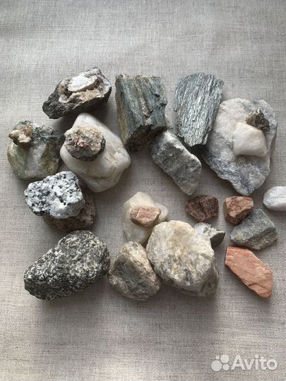 Камни и минералы