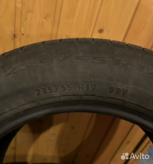 Pirelli Cinturato P7 235/55 R17 99Y