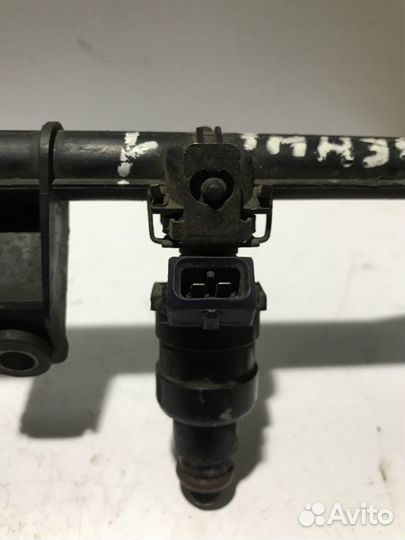 Форсунка топливная Renault Scenic 1
