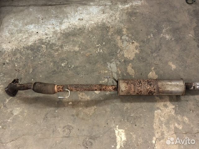 Приемная труба глушителя резонатор Skoda Fabia 2