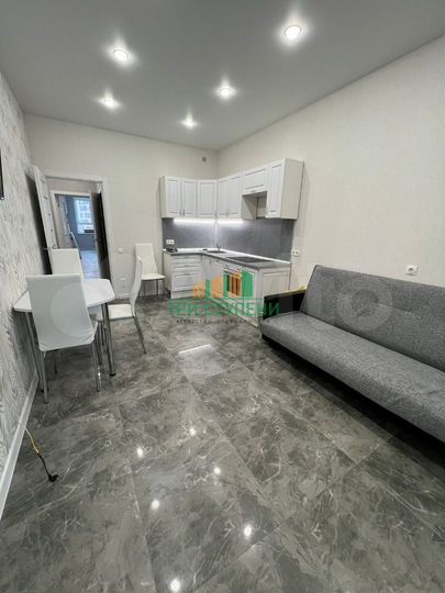 2-к. квартира, 52 м², 13/17 эт.