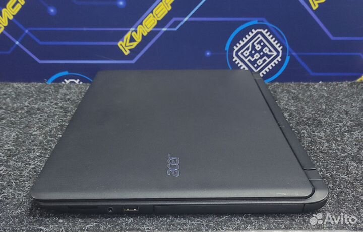 Acer ES1-532G (N3710/8GB/SSD256GB/GT9200MX-2GB)