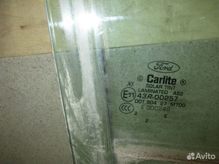 Стекло двери передней правой Ford Explorer 5