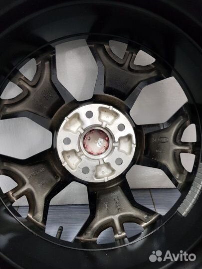 R18 Kumho Ecsta HS51 235/45, PCD 5x114.3 DIA 67.1