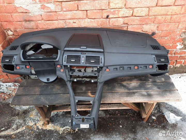 Торпедо бмв х3 е83 черная рестайл