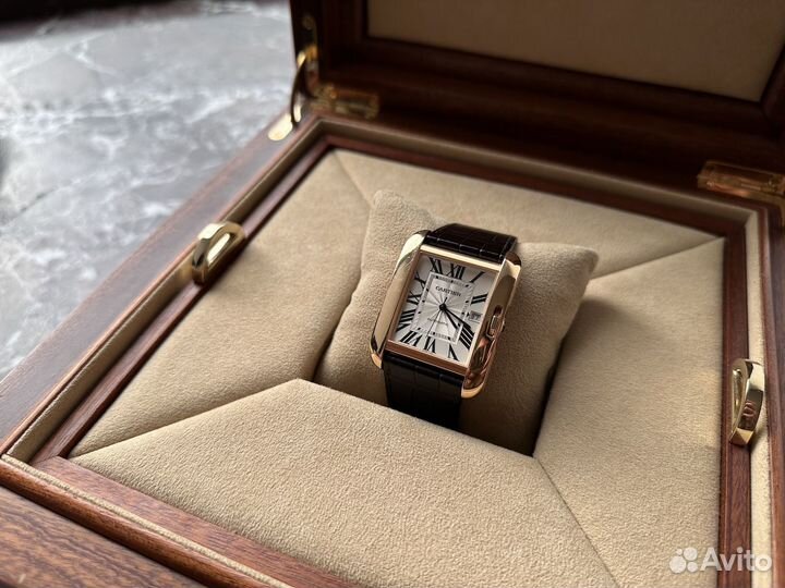 Золотые Cartier Tank Anglaise XL Rose Gold Automat