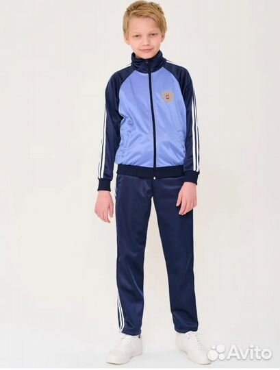 Спортивный костюм