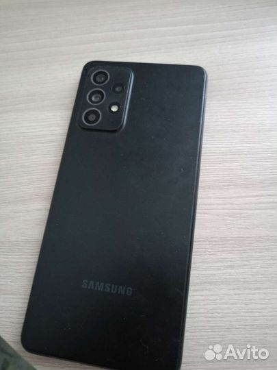 Телефон Samsung
