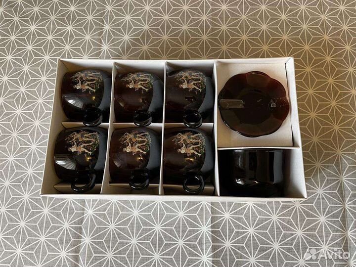 Набор посуды чашки сахарница новый на 6 человек