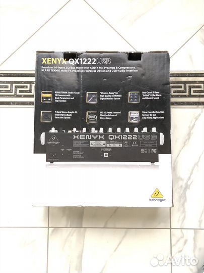 Микшерный пульт behringer xenyx QX1222 USB