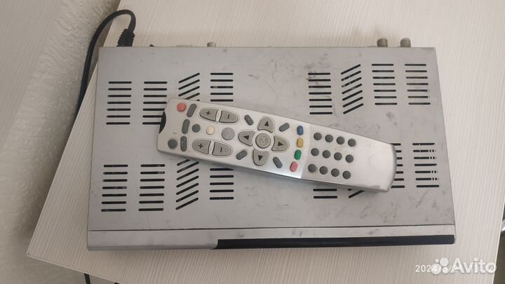 Ресивер триколор DRE-5000