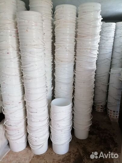 Бу ведра пластиковые