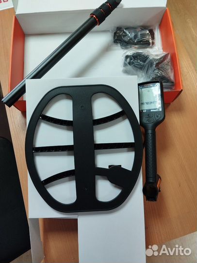 Металлодетектор Quest X10 IDmaxX