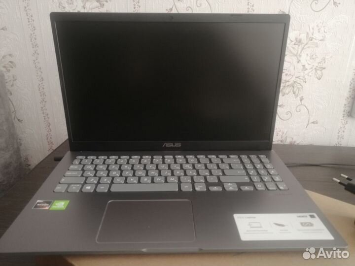 Ноутбук asus vivobook