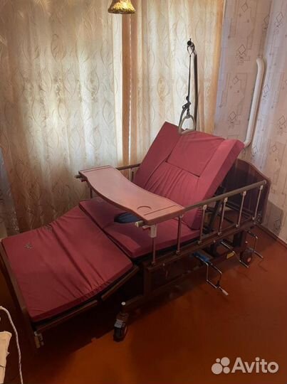 Медицинская кровать для лежачих больных met-rent