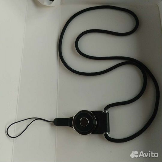 Шнурок для телефона на шею