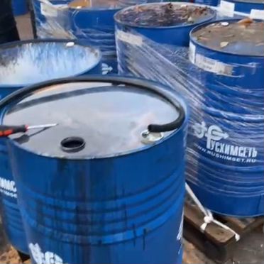 Продам железные бочки 200л