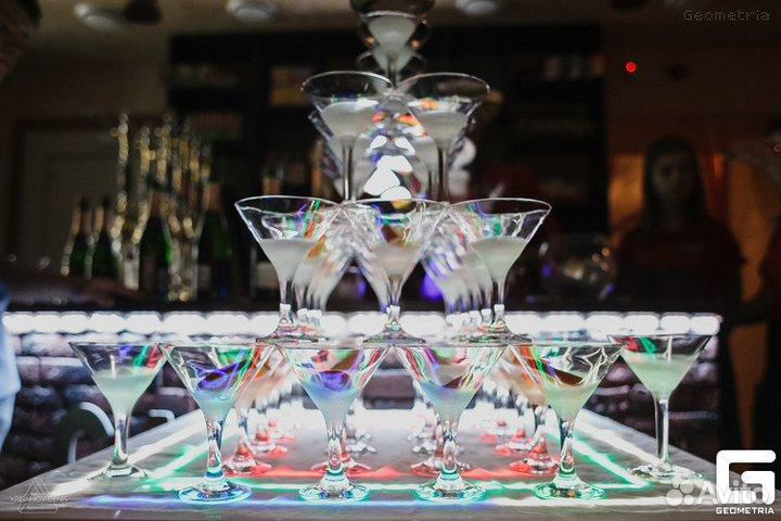 Горка шампанского