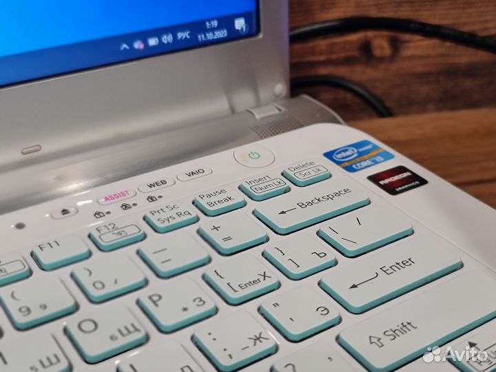 Ноутбук Sony Vaio (Intel i3)