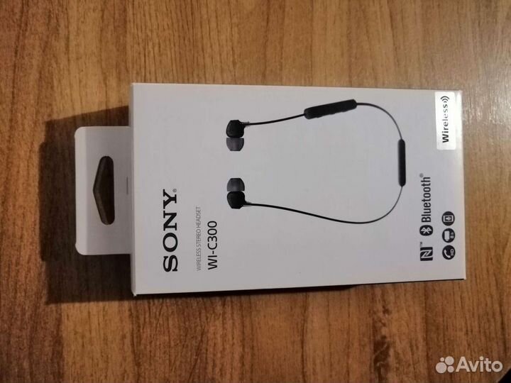 Беспроводные наушники soni wi-300