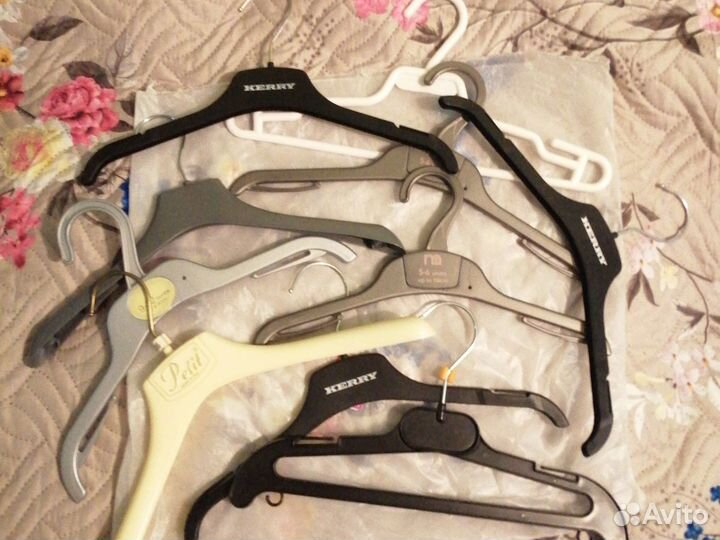 Вешалки детские 10шт