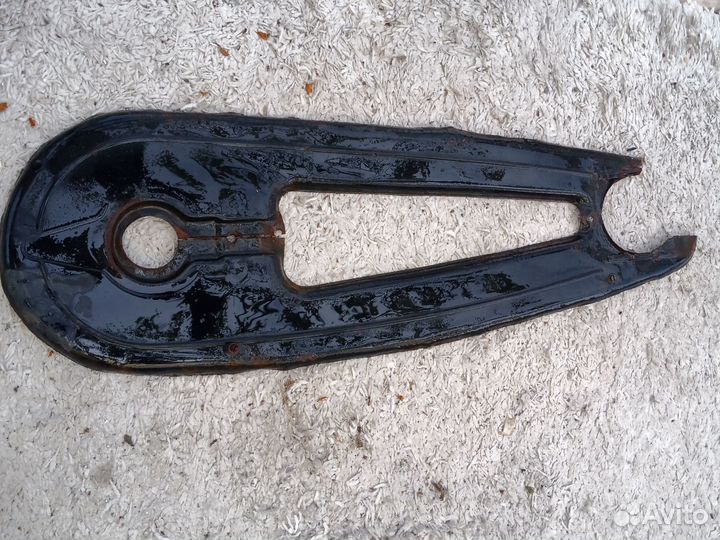 Кожух цепи велосипеда