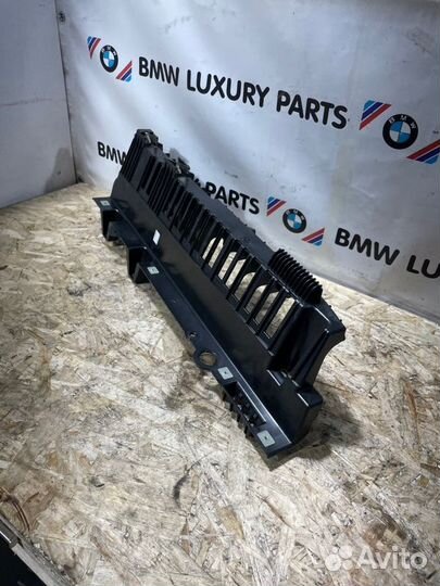 Крепление сетки багажника Bmw Х6 3.0 N55B30 2011