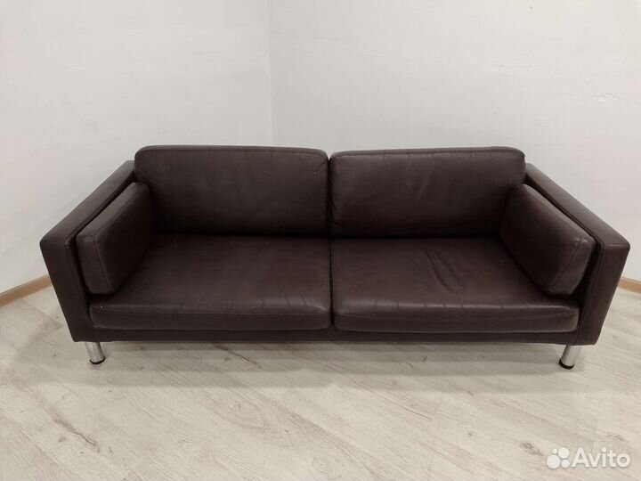 Диван 3-х местный (кож.зам) б/у 01027