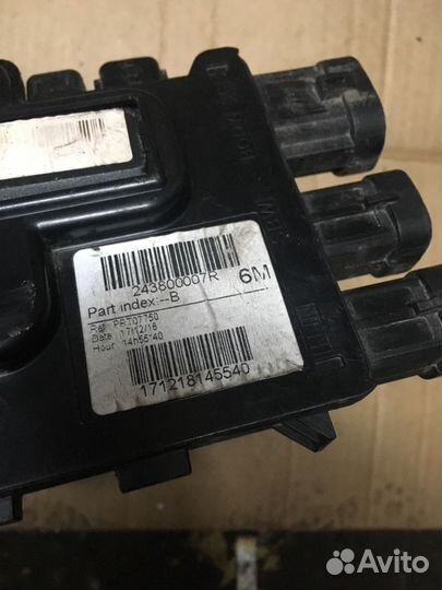 Блок предохранителей Renault