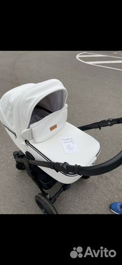 Коляска 3 в 1 Delorean