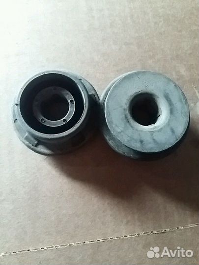 Уплотнительные резинки на радиатор ож Toyota Camry