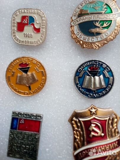 Значки редкие, общества