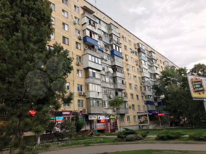 2-к. квартира, 49 м², 4/9 эт.