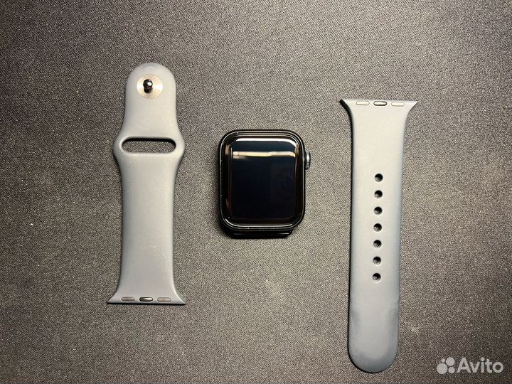 Apple watch se (Gen 2) 40mm Midnight Al Mid SB S/M