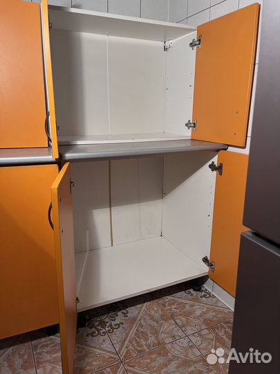 Продам кухонную мебель