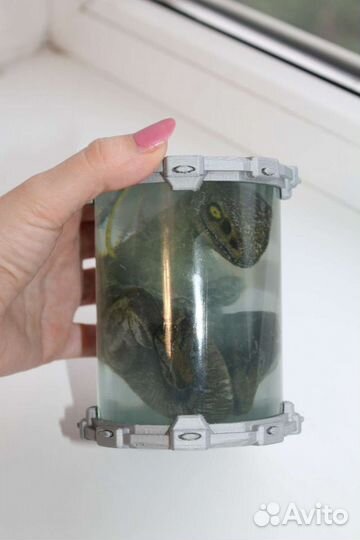 Диорама динозавр раптор в эпоксидной смоле