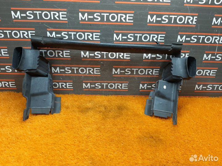 Диффузор радиатора Mercedes-Benz E-Class W211