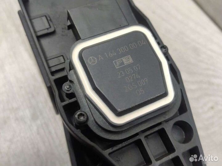 Педаль газа Mercedes M W164