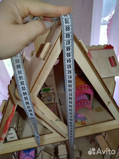 Большой кукольный домик деревянный с мебелью