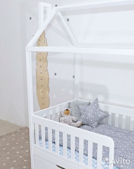 Детская кровать домик