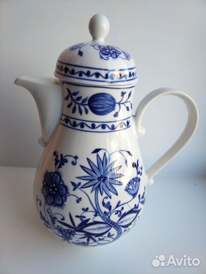 Предметы сервиза Синий лук, Кahla, ГДР