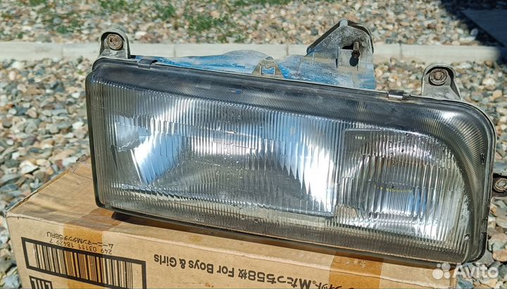 Фары Хино Профия левая и правая