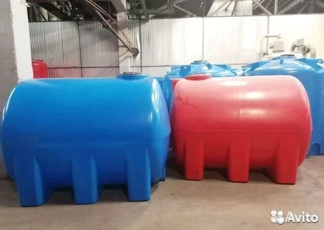 Емкость из пластика для полива