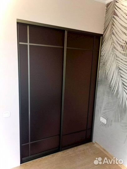 Стеклянная перегородка