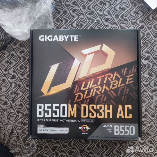 Материнская плата