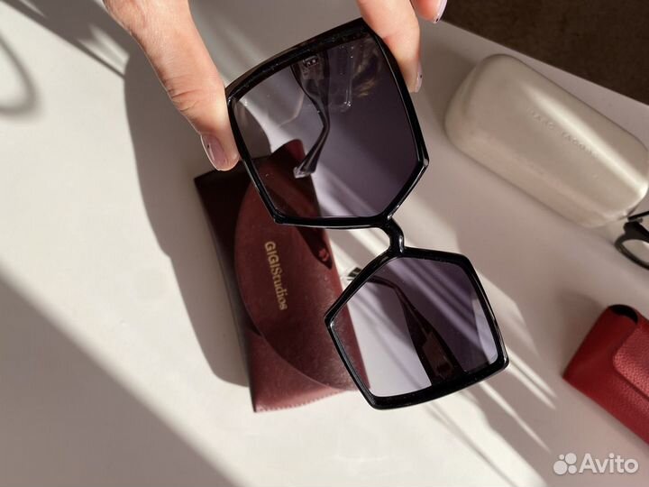 Солнечные очки новые