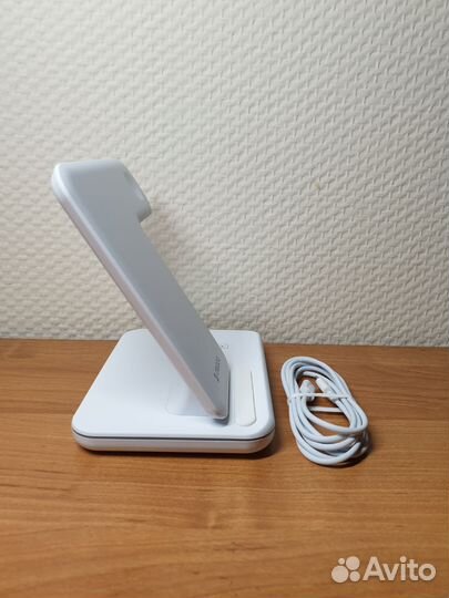 Зарядная станция 3в1, 20 Вт, Deppa (новая)