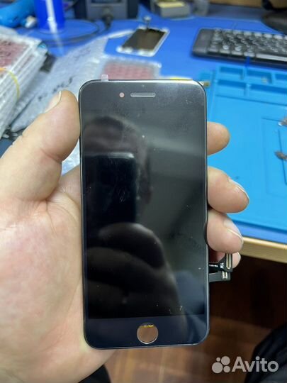 Дисплей iPhone 8 / se2020