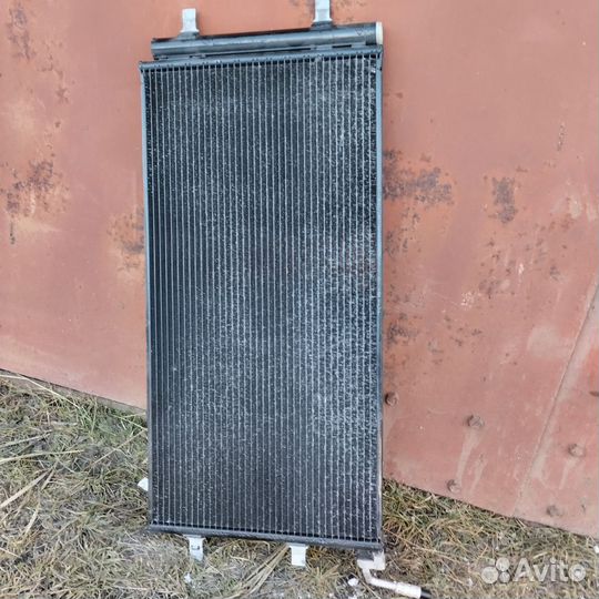 Радиатор кондиционера Audi A4 B8