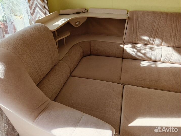 Угловой диван